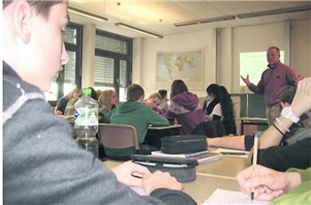 Presseartikel über das Forum Glas Bad Münder